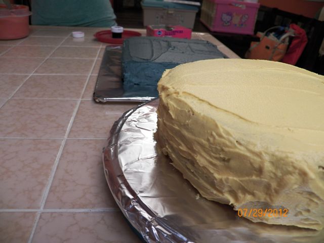 How to Ice a Cake